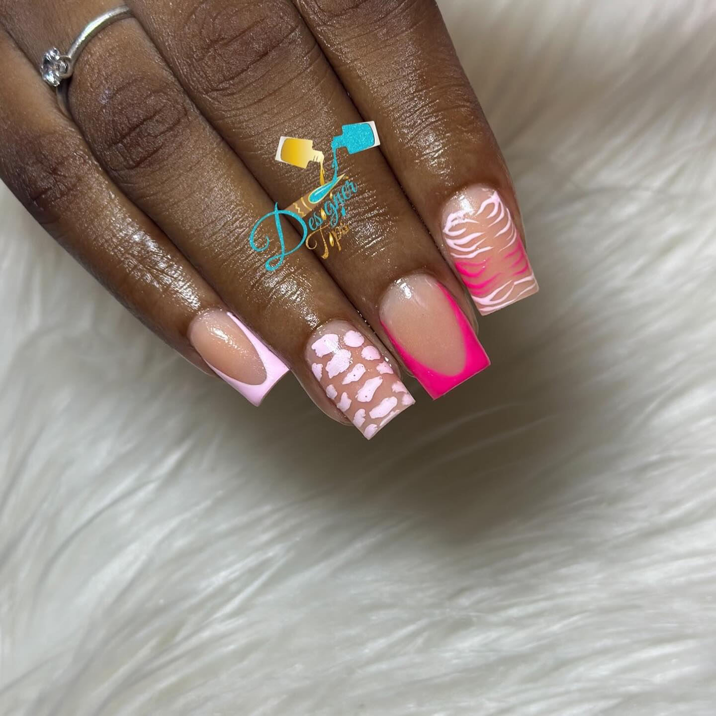 Stylish Artistic Nails with Patterns