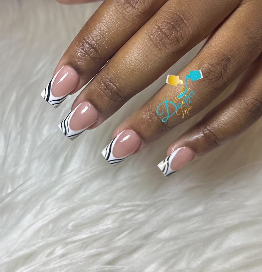 Stylish Nude and Black Patterned Nails