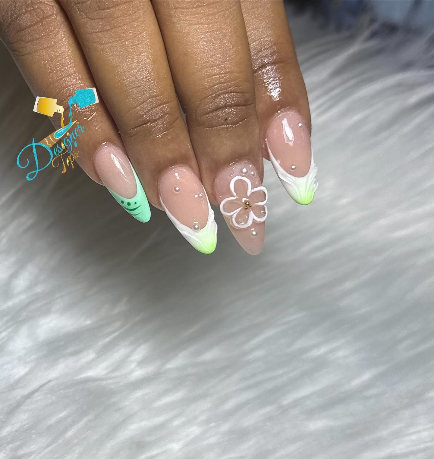 Artistic Floral Nails