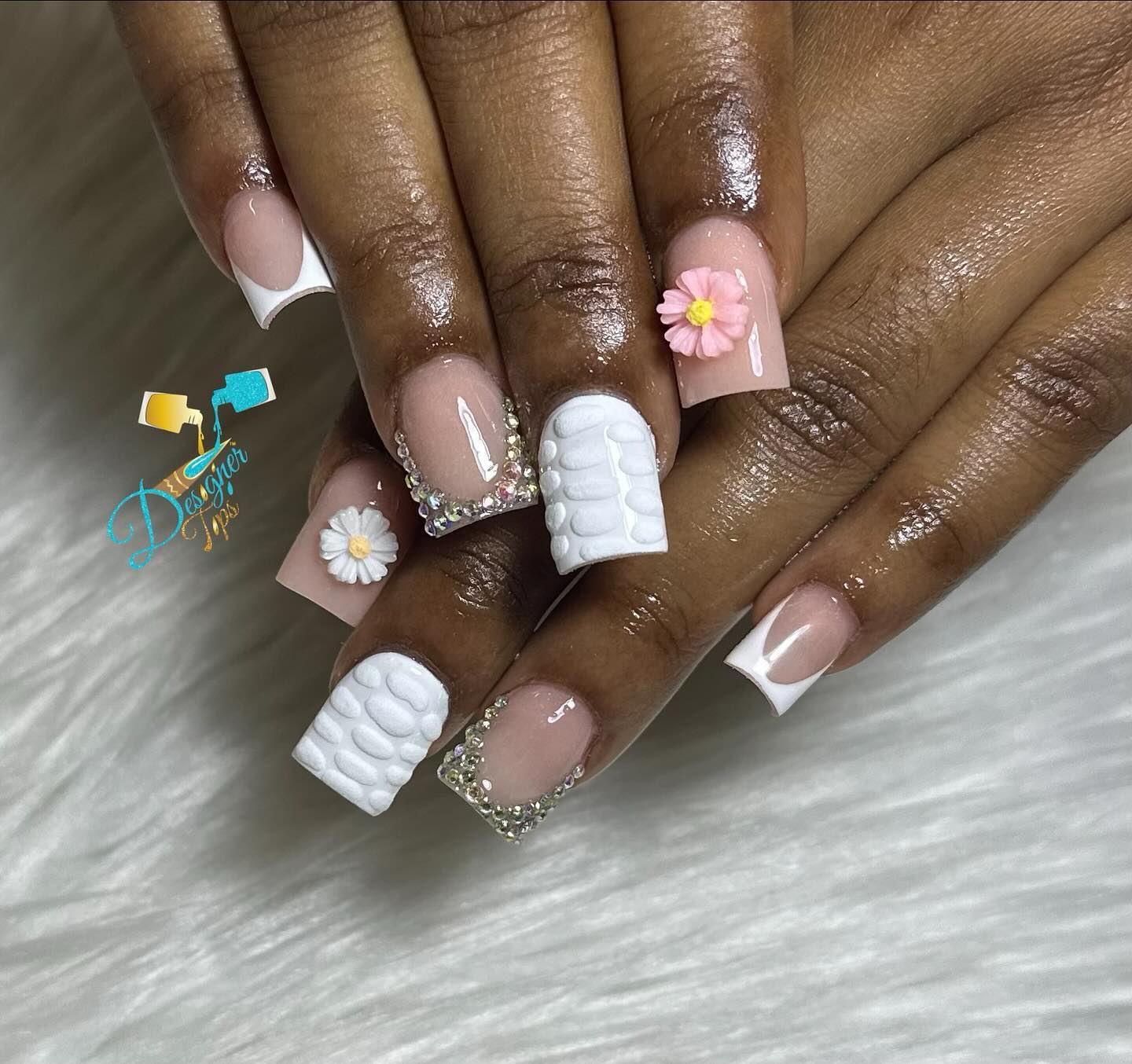 Elegant Floral Nail Design