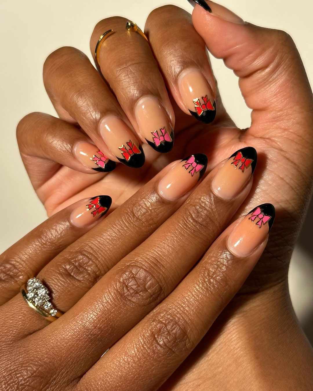 Stylish Black and Pink Nail Art