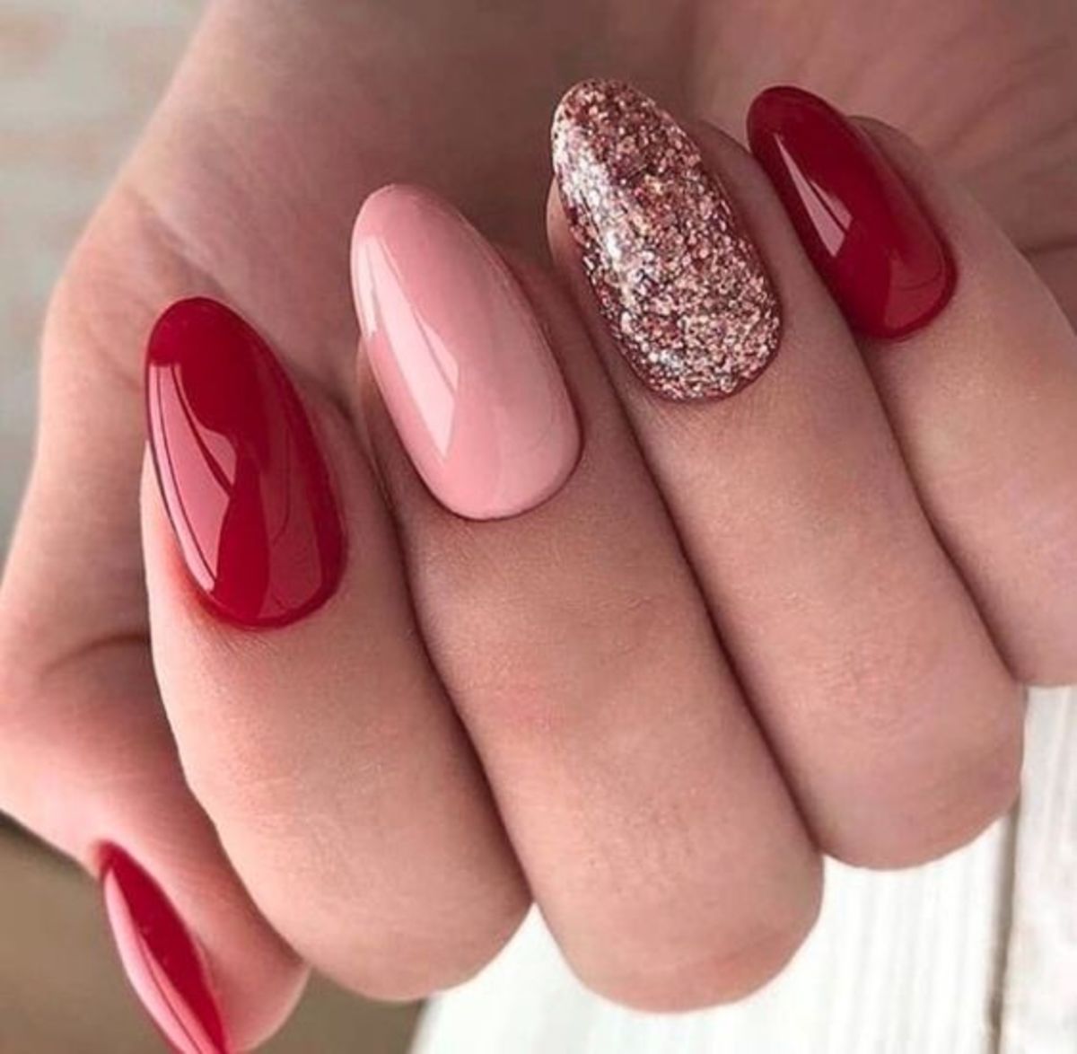 Stylish Red and Pink Nails